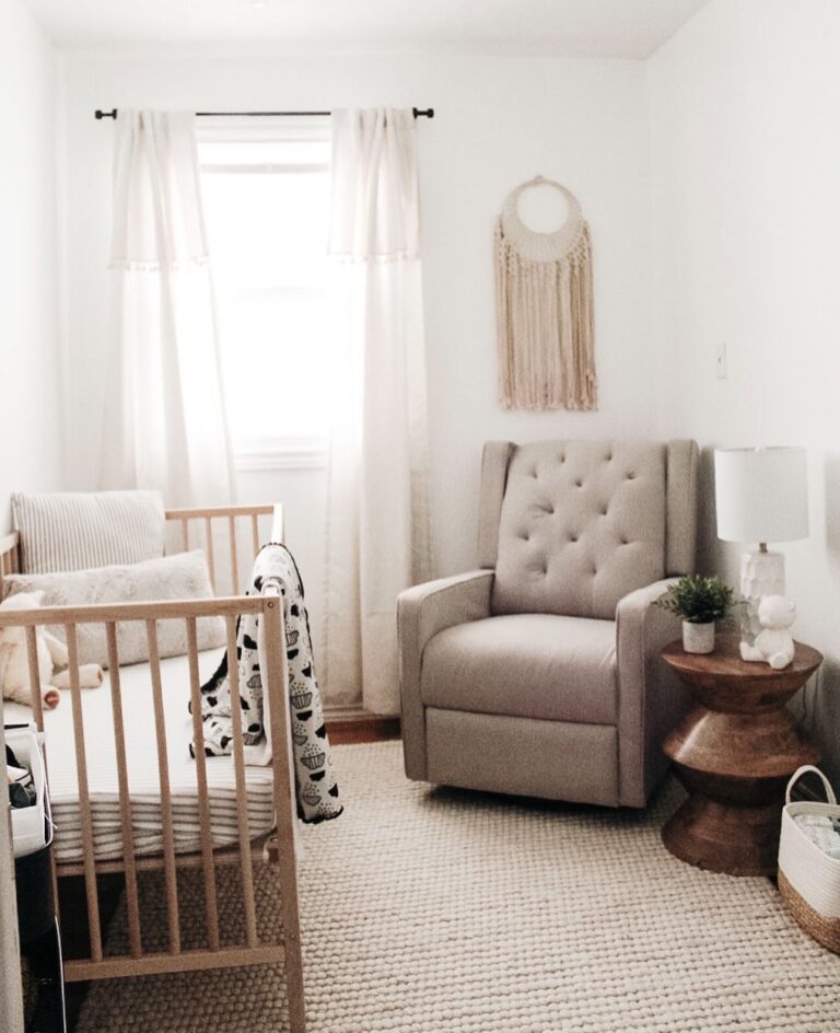 15 Teeny Tiny Nursery Ideas For Small Rooms (Girls & Boys)