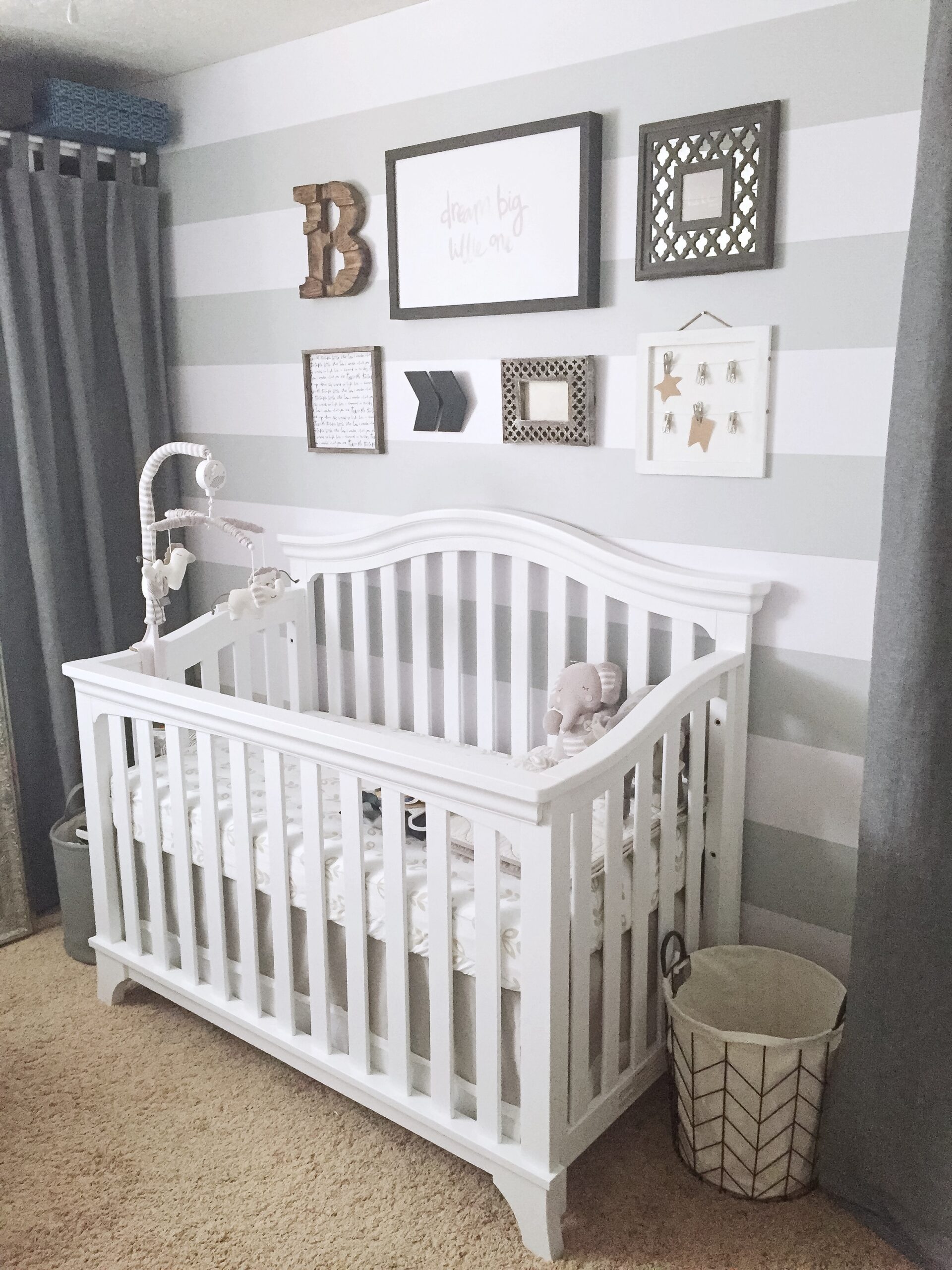 15+ Soothing Grey And White Nursery Ideas (Inspirations & Decor) – Mom ...