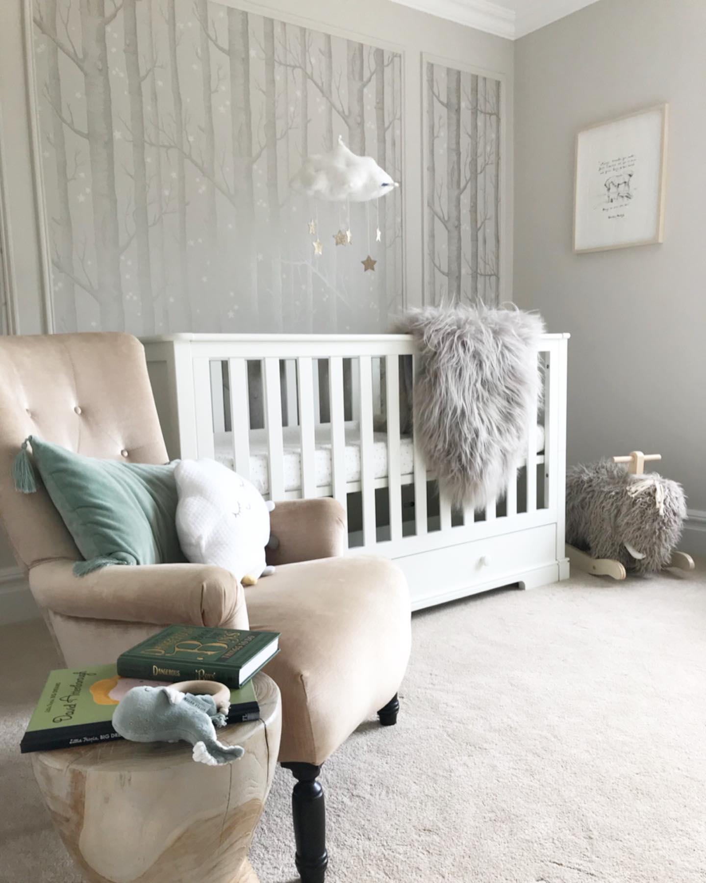40+ Trending Neutral Nursery Accent Wall Ideas To Add Depth In Room