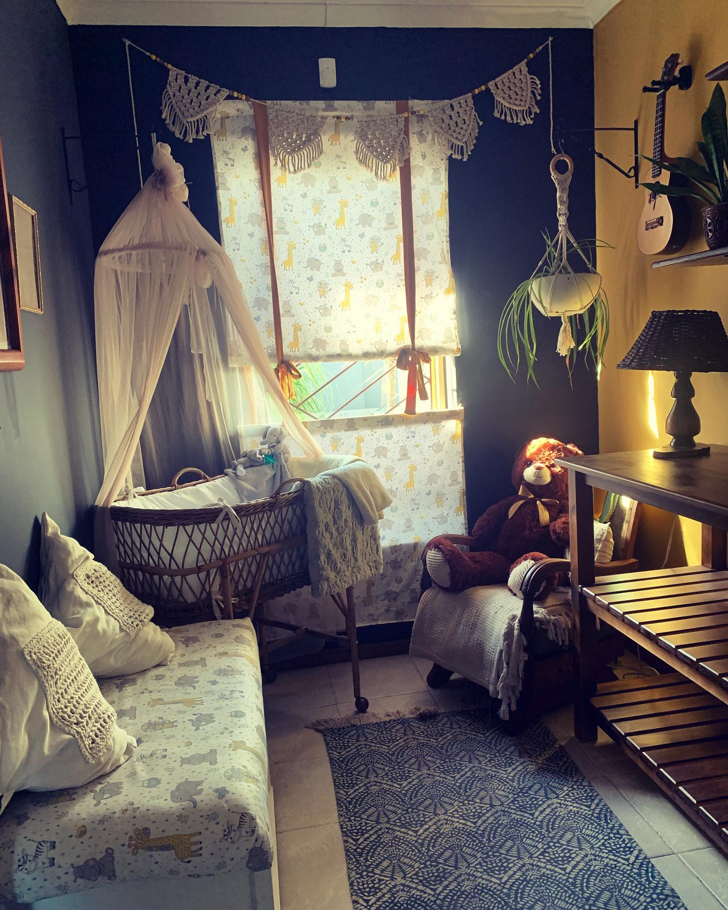 15+ Creative Gender Neutral Nursery Ideas For Small Room (Tips & Inspirations)