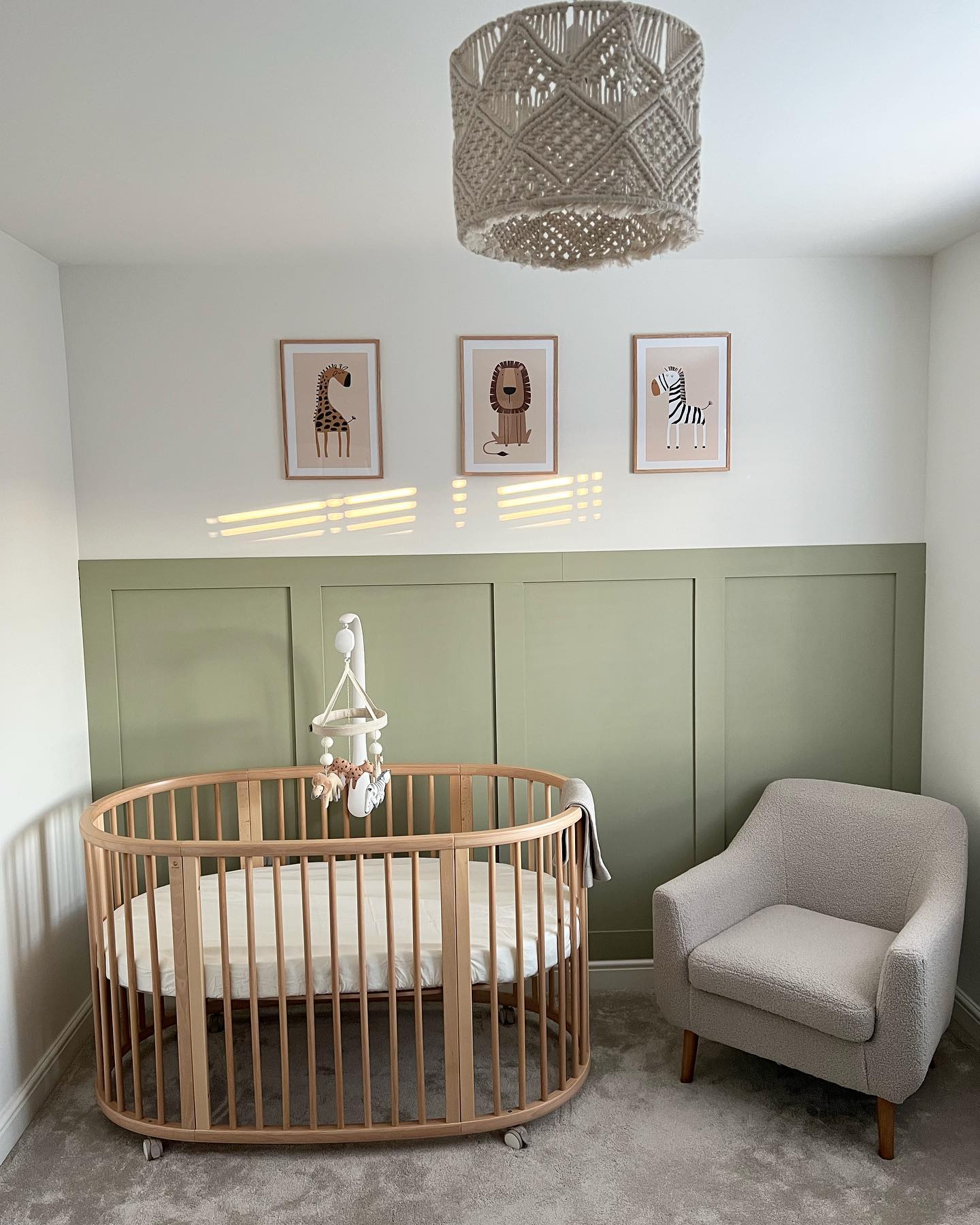 20+ Catchy Nursery Accent Wall Ideas For Boys, Girls, & Neutral – Mom ...